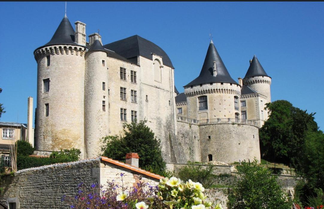 La Tuilerie Bed & Breakfast Verteuil-sur-Charente Exterior photo